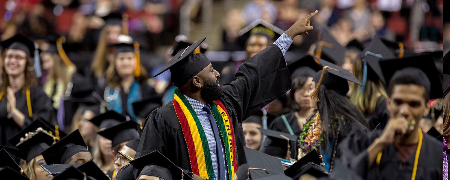 An Ames Scholar celebrates his graduation at 西雅图 Pacific University